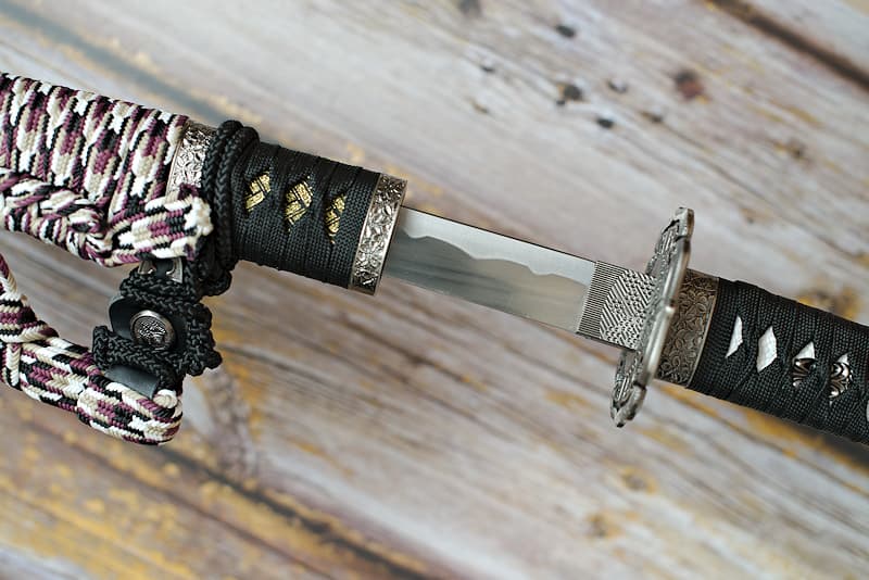 Tachi de décoration, l'ancêtre du katana