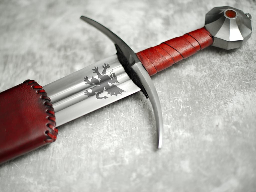 Gravure personnalisée sur une épée ou une dague #Terressens