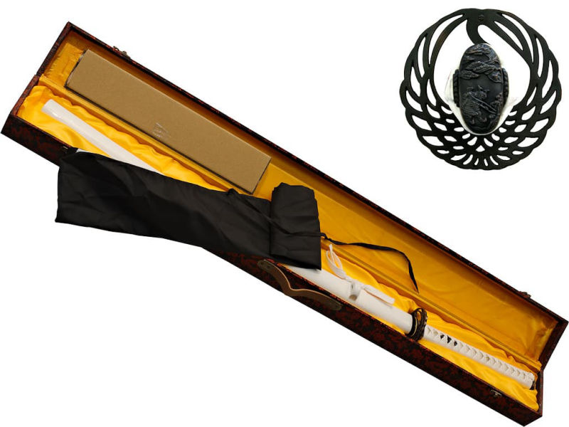 Katana blanc aiguisé « Neige éternelle » 復活 #Terressens