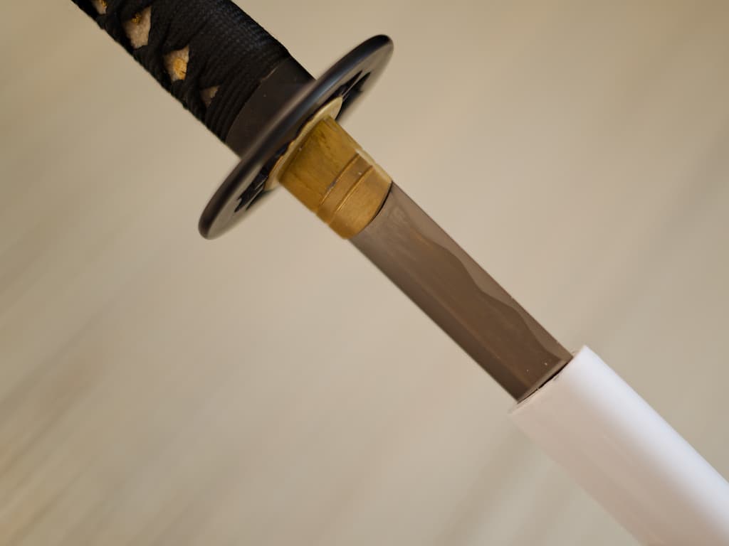 Katana aiguisé Kuro to Shiro (黒と白 noir et blanc) #Terressens