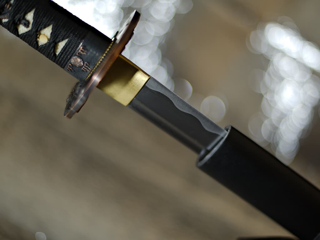 Katana aiguisé Kettō (決闘 duel), saya (鞘) noire mate #Terressens Katana aiguisé Kettō (決闘 duel), saya (鞘) noire mate #Terressens