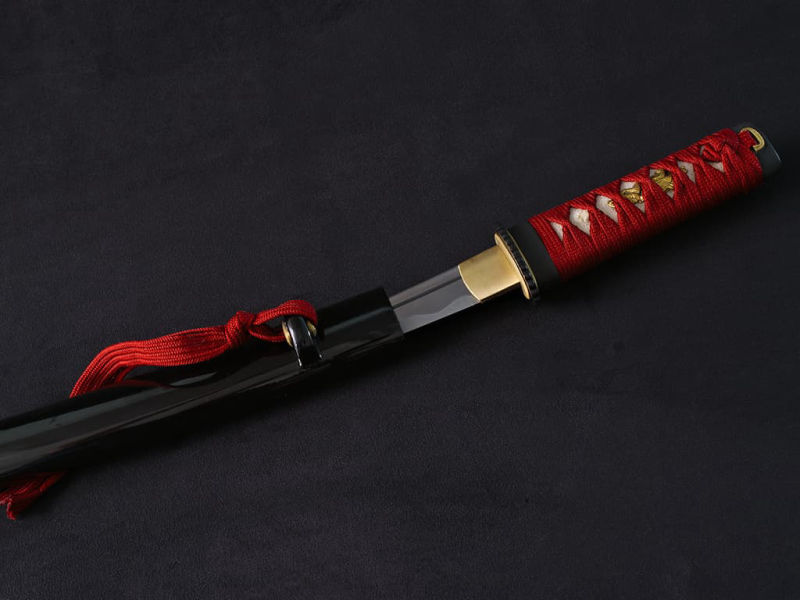 Tantō aiguisé Ake (朱, rouge sang), ito et sageo rouge sombre #Terressens Tantō aiguisé Ake (朱, rouge sang), ito et sageo rouge sombre #Terressens