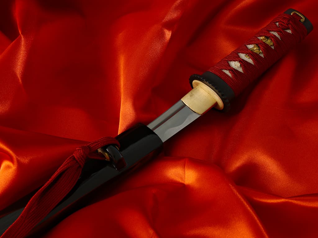 Tantō aiguisé Ake (朱, rouge sang), ito et sageo rouge sombre #Terressens Tantō aiguisé Ake (朱, rouge sang), ito et sageo rouge sombre #Terressens