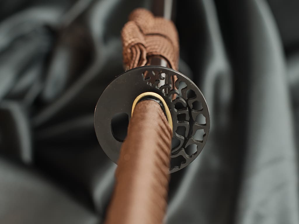 Katana Maru 1095, véritable Hamon, aiguisage à la main « Chairo » 茶色 (marron, couleur du thé) #Terressens Katana Maru 1095, véritable Hamon, aiguisage à la main « Chairo » 茶色 (marron, couleur du thé) #Terressens