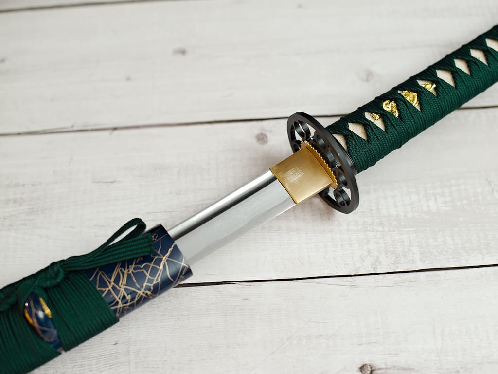 Wakizashi aiguisé « L'Esprit du Lac » #Terressens Wakizashi aiguisé « L'Esprit du Lac » #Terressens