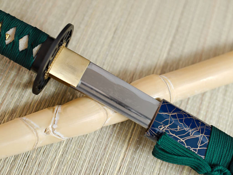 Wakizashi aiguisé « L'Esprit du Lac » #Terressens Wakizashi aiguisé « L'Esprit du Lac » #Terressens