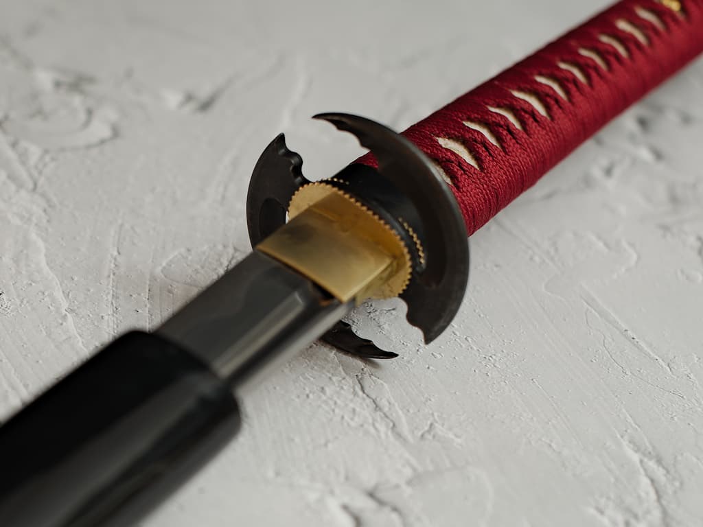 Katana « Griffes de dragon » rouge, Maru 1060 #Terressens Katana « Griffes de dragon » rouge, Maru 1060 #Terressens
