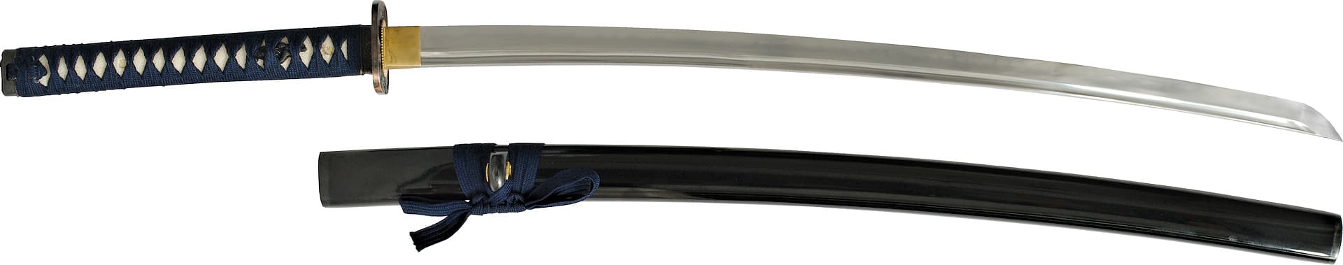 Katana « Yain » (夜陰 dans l'ombre de la nuit), Sushu Kitae, trempe sélective, ito et sageo bleu sombre #Terressens Katana « Yain » (夜陰 dans l'ombre de la nuit), Sushu Kitae, trempe sélective, ito et sageo bleu sombre #Terressens