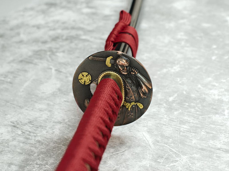 Katana « Musha shugyō » (武者修行), forge Shihozume, trempe sélective, ito et sageo rouge sombre #Terressens Katana « Musha shugyō » (武者修行), forge Shihozume, trempe sélective, ito et sageo rouge sombre #Terressens