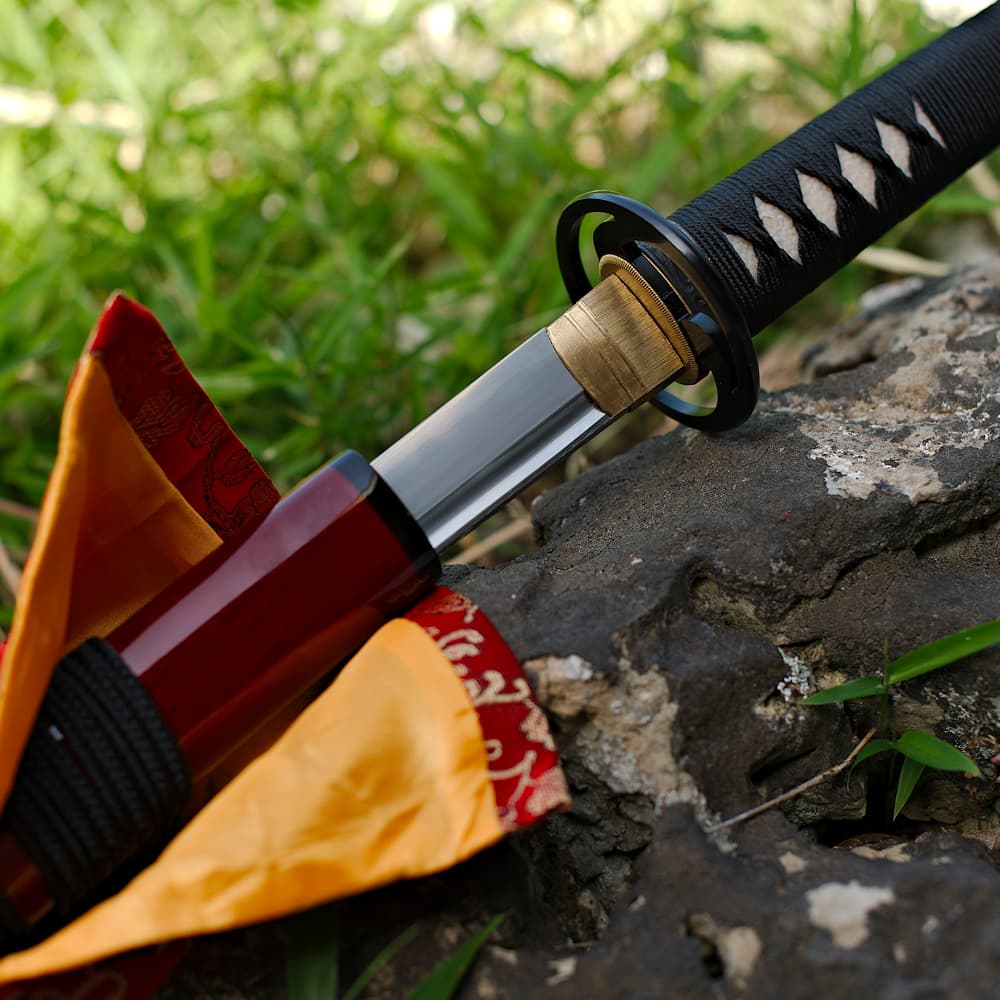 Katana « Kouryuu » (興隆, floraison, épanouissement, essor, développement), décor bambou et colibris, forge Soshu Kitae, véritable hamon, affûtage main #Terressens