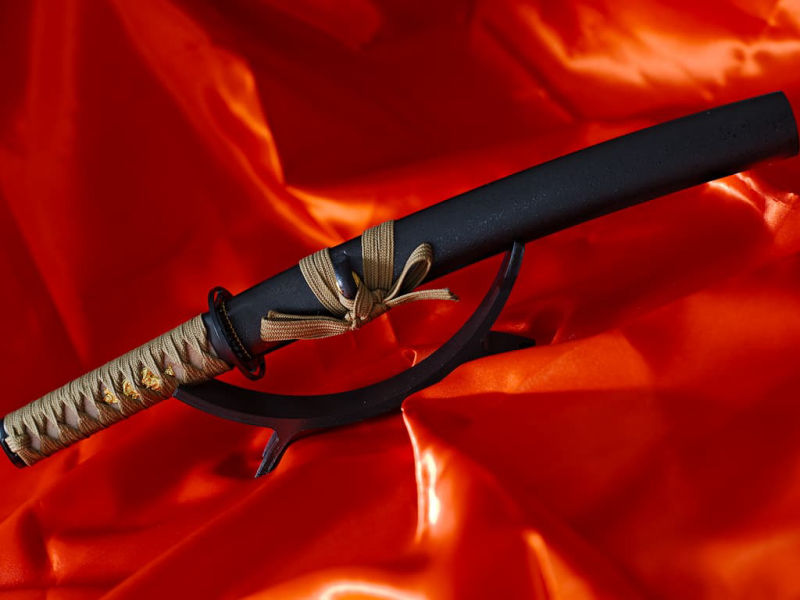 Support de katana « Sutairisshu » (スタイリッシュ, design, stylé, élégant), une place #Terressens Support de katana « Sutairisshu » (スタイリッシュ, design, stylé, élégant), une place #Terressens