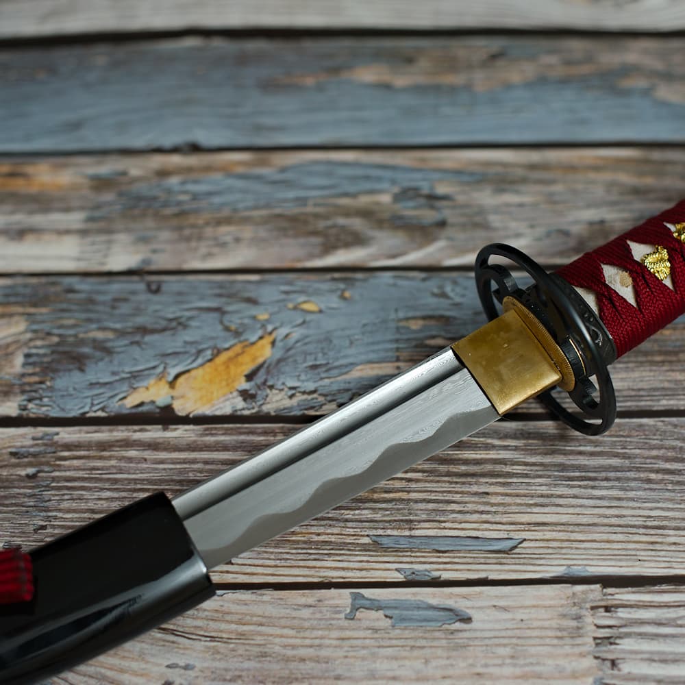 Wakizashi aiguisé forge Damas « Ketsueki » (血液, sang), tressages rouges #Terressens