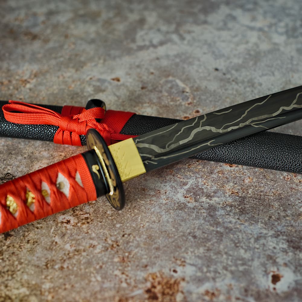 Katana aiguisé « éclair d'acier », lame en acier 1045 noire avec motifs éclair #Terressens