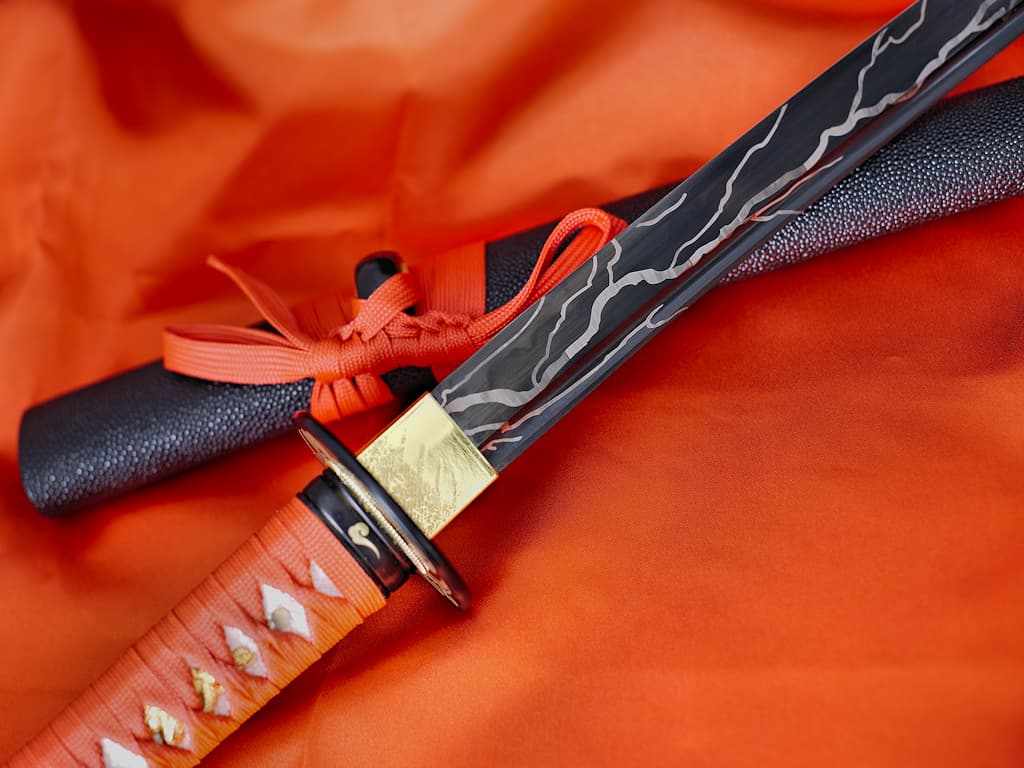 Katana aiguisé « éclair d'acier », lame en acier 1045 noire avec motifs éclair #Terressens