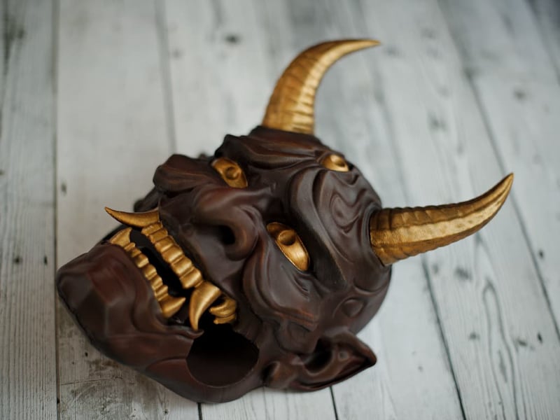 Support mural « Oni » (鬼) pour un ou deux katanas #Terressens