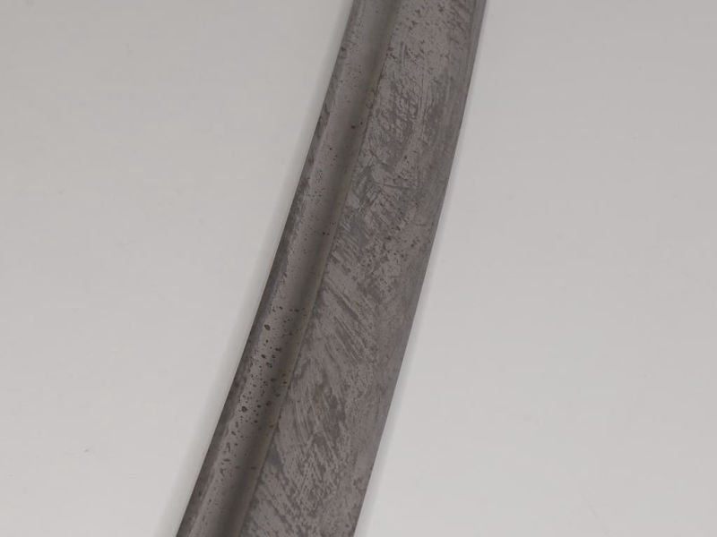 A la longue, sans entretien, la surface de l’acier s’oxyde