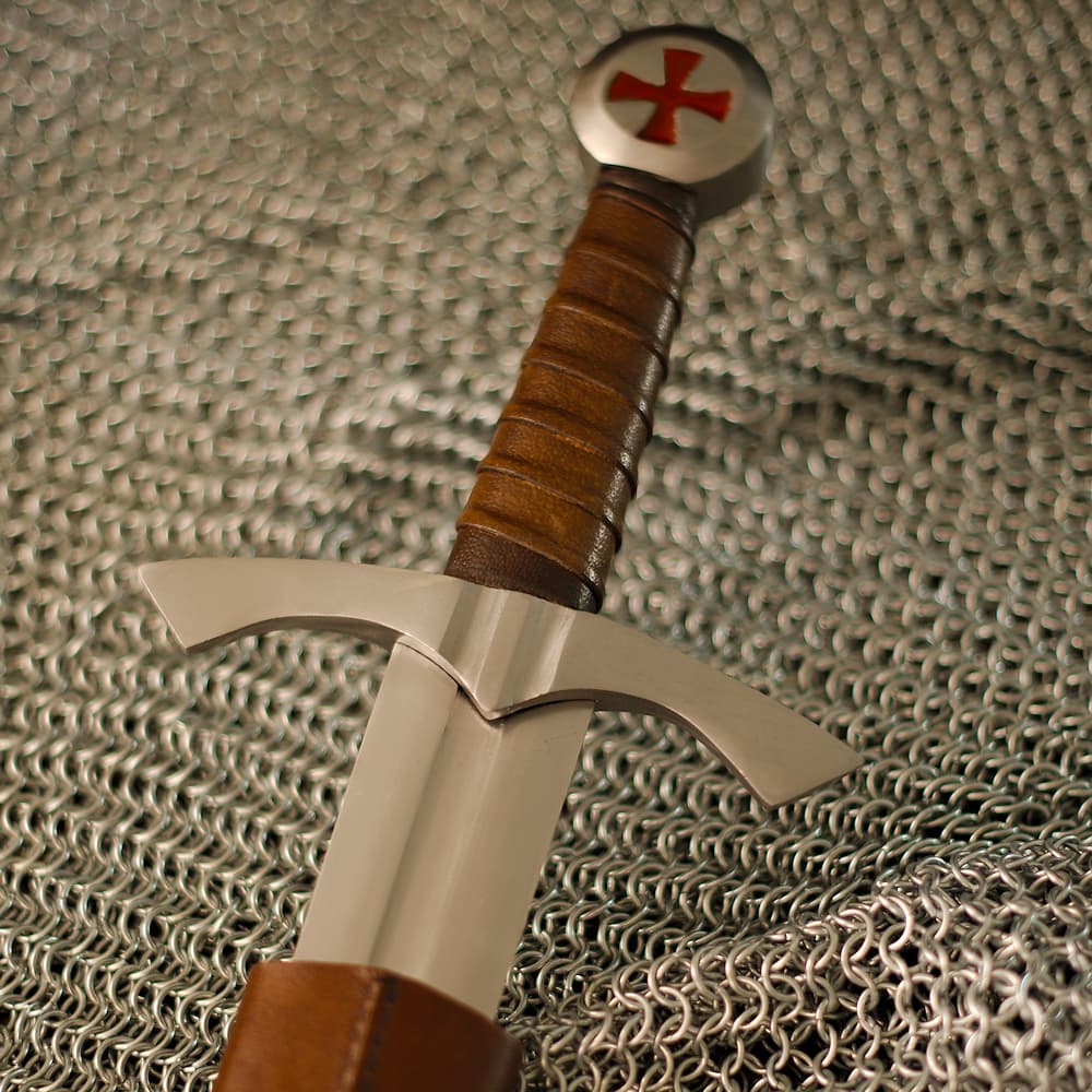 Épée templière de combat