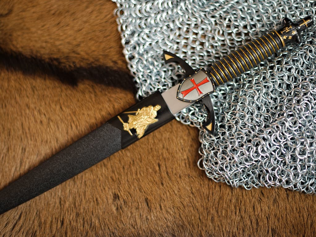 Baussant, dague templière symbolique #Terressens