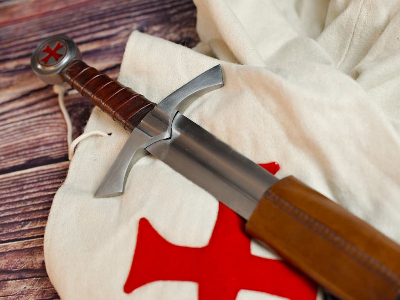 Épée du Commandeur #Terressens Épée du Commandeur #Terressens