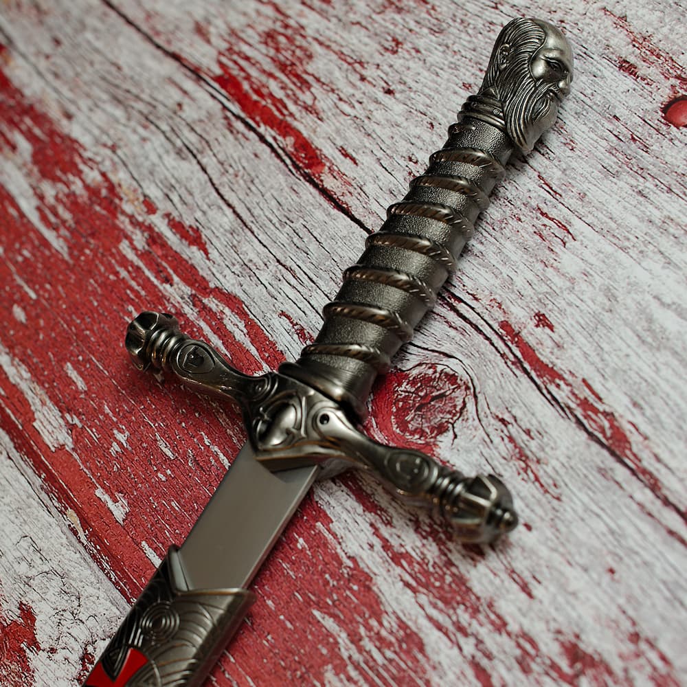 Épée templière de cérémonie « Jacques de Molay » #Terressens Épée templière de cérémonie « Jacques de Molay » #Terressens
